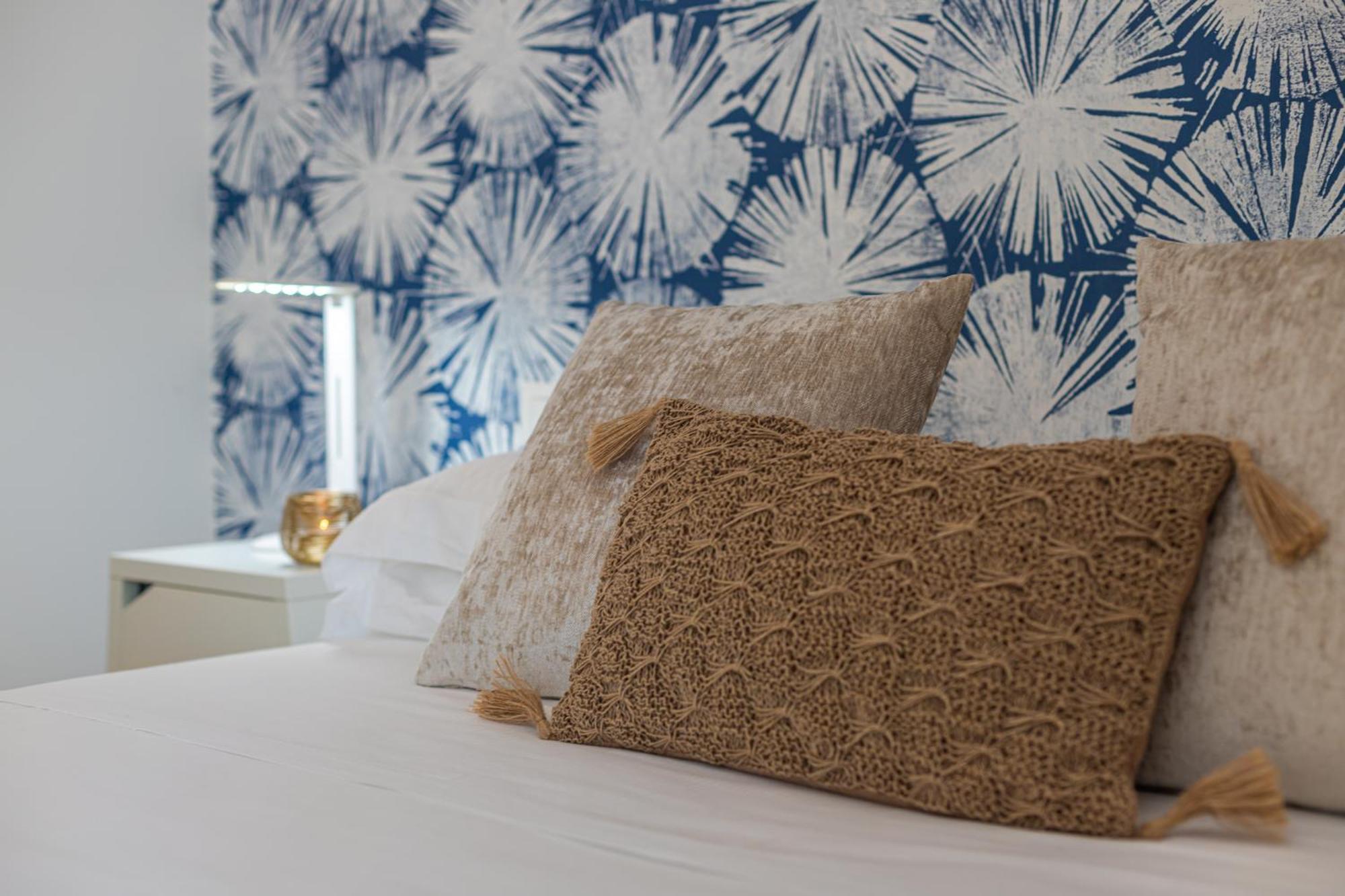 Minerva - Elegant New Classic Close To Vatican *